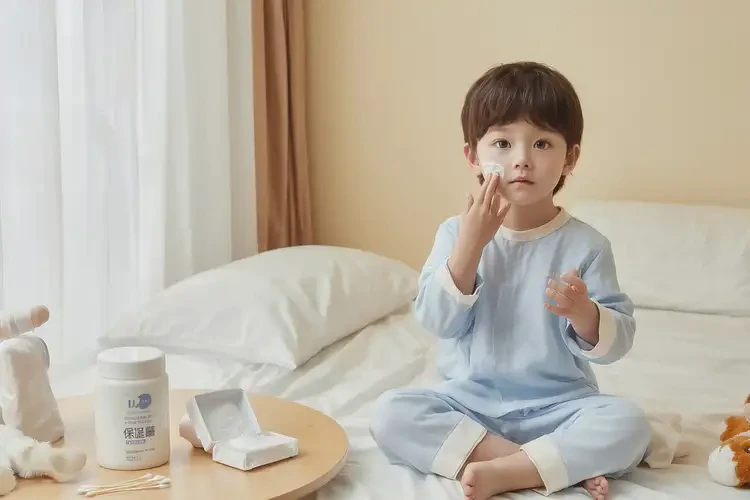 小孩肚子出現(xiàn)濕疹可不可以徹底自愈(圖3)