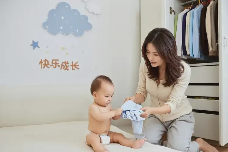 嬰兒腳上容易起濕疹能徹底自愈嗎(圖1)