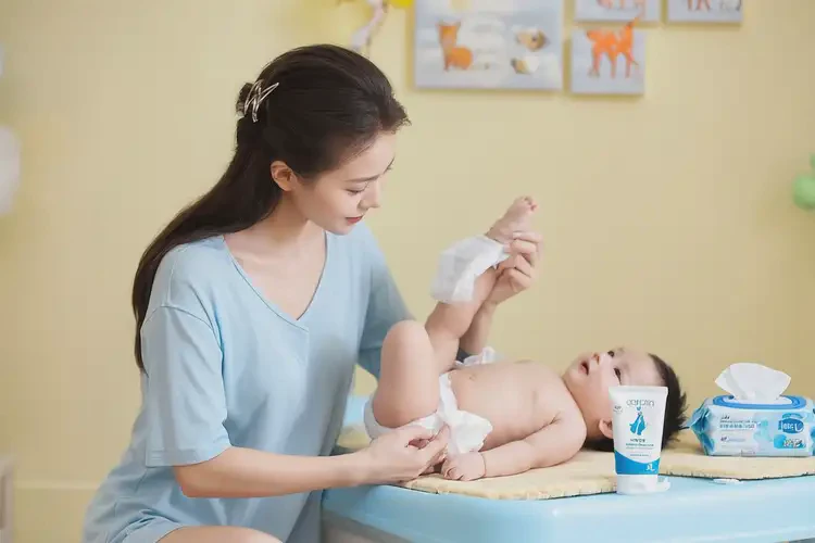 嬰兒肛周有濕疹可以徹底自愈嗎(圖3)