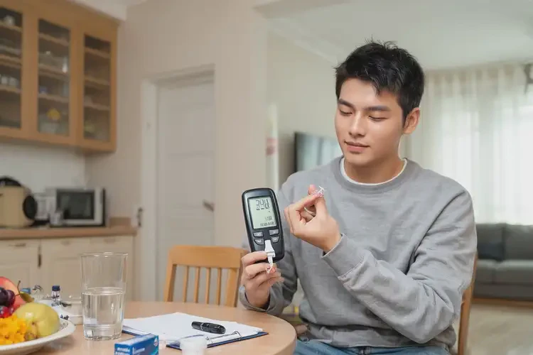 年輕人睡前血糖7點(diǎn)6是怎么回事(圖2)