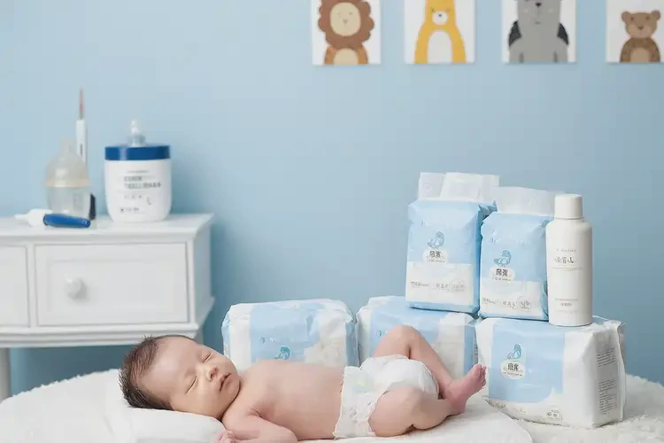 新生兒屁股上有濕疹能夠徹底治愈嗎(圖1)