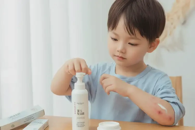 儿童四肢有湿疹能彻底自愈吗(图2)