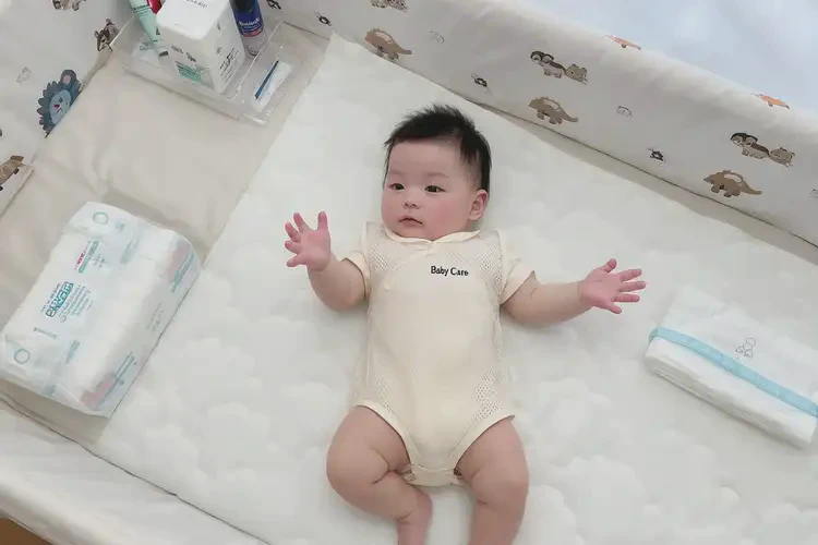 嬰幼兒肚子上偶爾長濕疹可不可以根治(圖2)