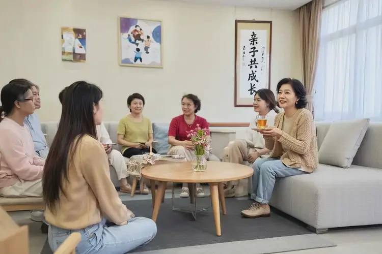 哺乳期媽媽脖子上起濕疹能不能根治(圖1)