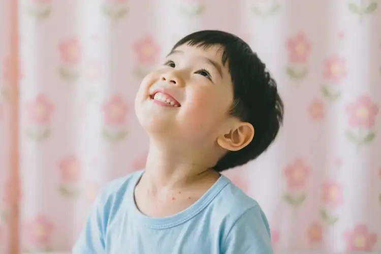 兒童脖子上經(jīng)常起濕疹可不可以根治(圖2)