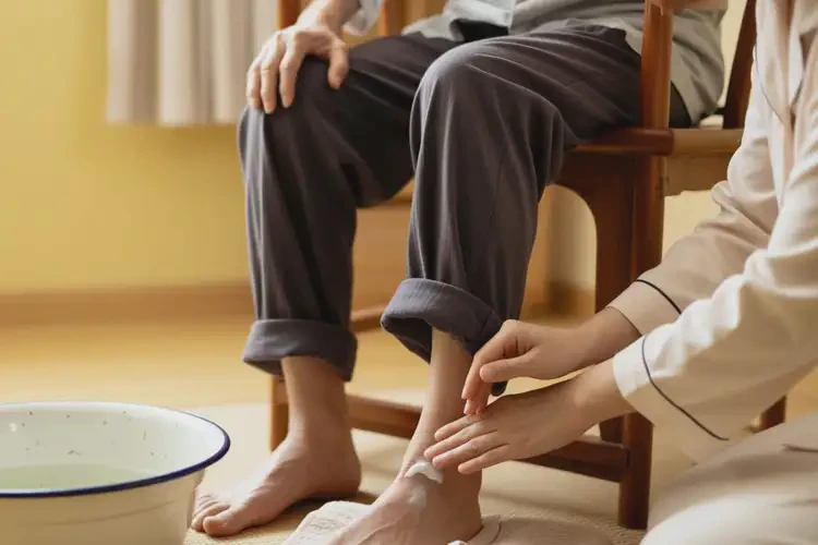 高齡老人腳上偶爾起濕疹可不可以徹底自愈(圖4)