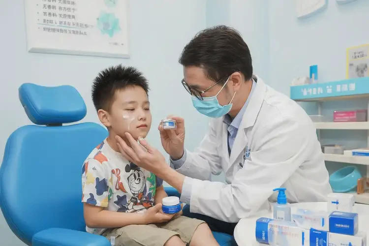 少兒全身偶爾起濕疹可不可以根治(圖3)