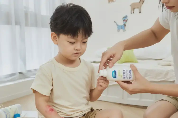 少兒手臂經(jīng)常長(zhǎng)濕疹能徹底自愈嗎(圖2)