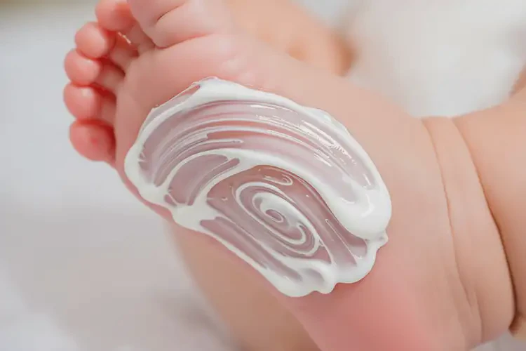 宝宝脚上容易起湿疹可不可以彻底自愈(图3)