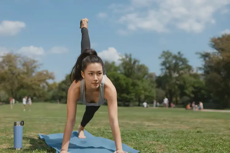 女生肚子偶尔长湿疹可不可以彻底自愈(图1)