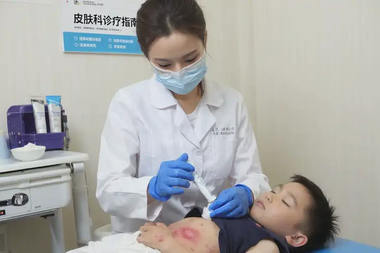 少兒肚子偶爾長(zhǎng)濕疹可不可以根治(圖3)