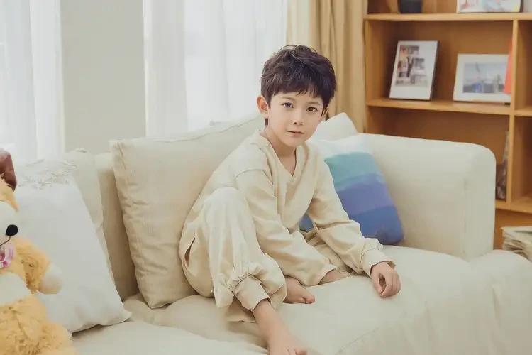 孩子四肢有湿疹可不可以彻底自愈(图1)