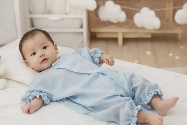 小孩屁股上出現(xiàn)濕疹能夠徹底治愈嗎(圖1)