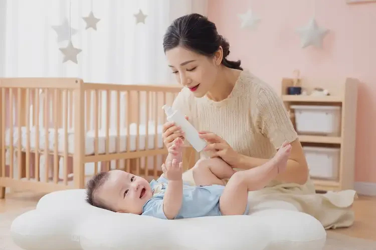 寶寶身上偶爾起濕疹可不可以根治(圖3)