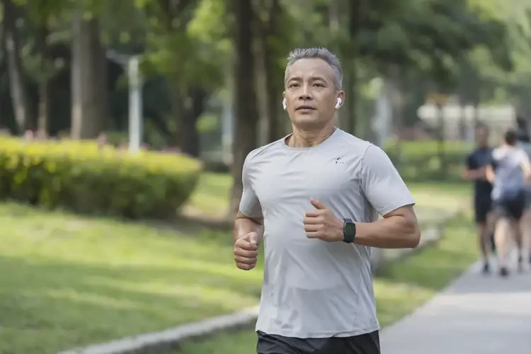 男人手臂上偶爾起濕疹能不能根治(圖1)