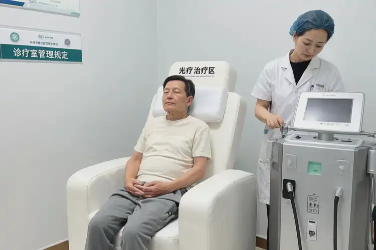 男性小腿上容易長濕疹可不可以根治(圖1)