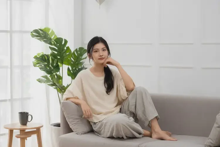 女人肚子上經(jīng)常長(zhǎng)濕疹能不能根治(圖1)