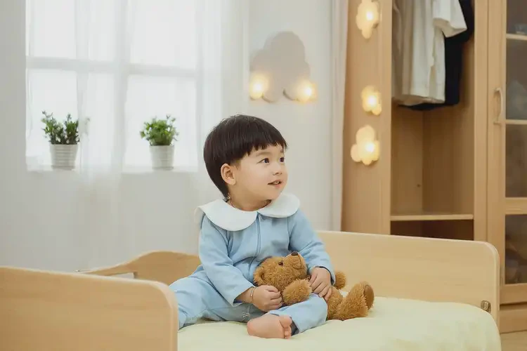 小兒脖子偶爾長(zhǎng)濕疹可不可以根治(圖1)