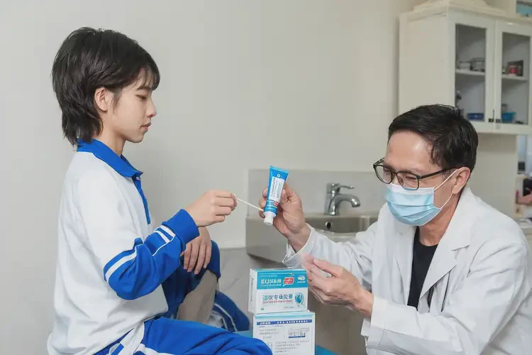 中學(xué)生肛周容易起濕疹能夠徹底治愈嗎(圖4)