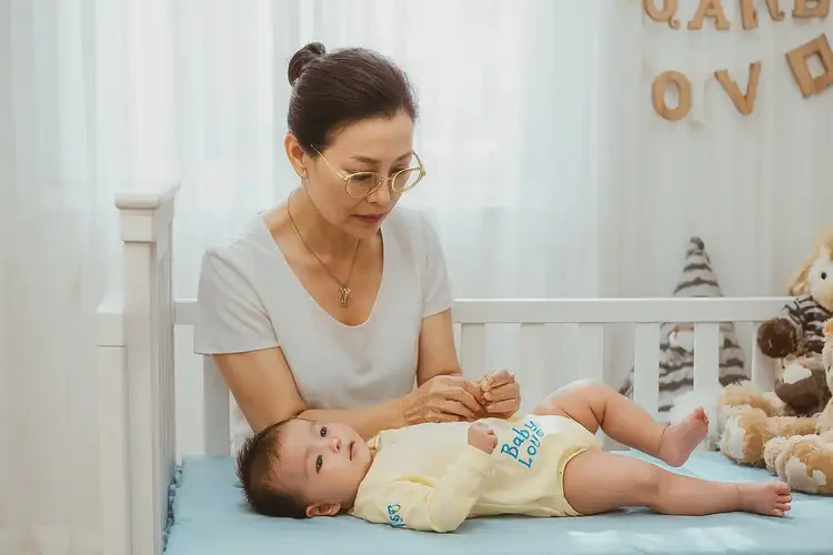 新生兒四肢經(jīng)常長(zhǎng)濕疹可不可以根治(圖1)