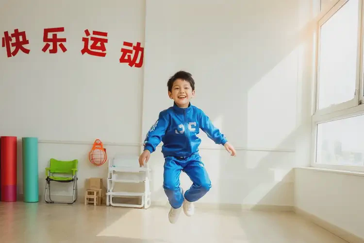 小學(xué)生小腿經(jīng)常起濕疹不管它會(huì)自己好嗎(圖1)