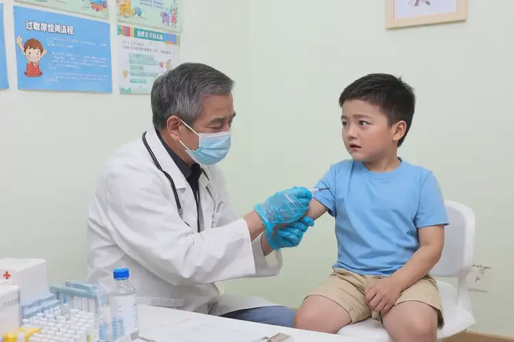 小孩屁股上偶爾起濕疹可不可以根治(圖2)