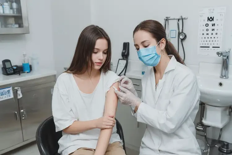 女性屁股上出現(xiàn)濕疹可不可以根治(圖3)