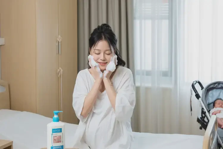 產(chǎn)婦脖子偶爾長濕疹可不可以根治(圖3)