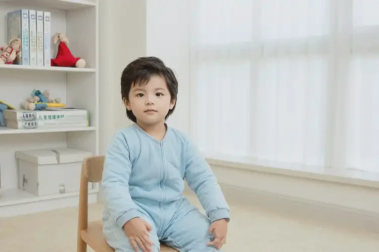 少儿脸上长湿疹可不可以根治(图1)