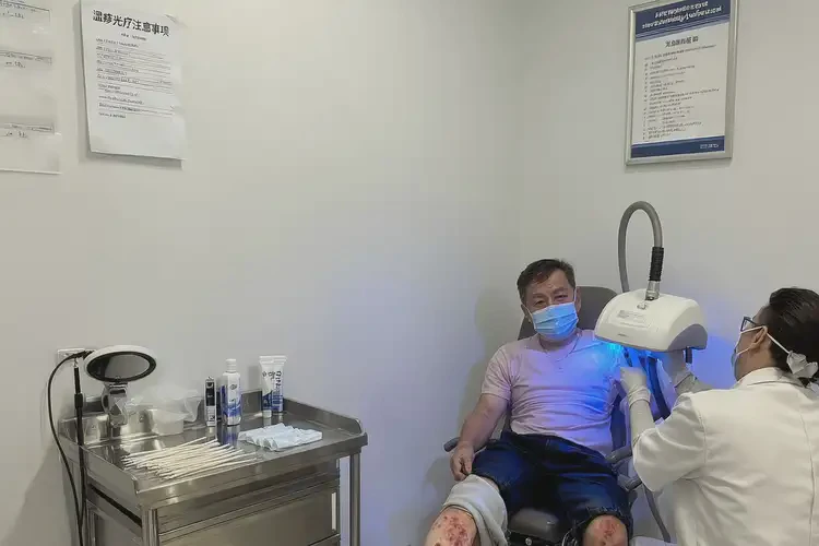 男人小腿上起濕疹能不能根治(圖2)