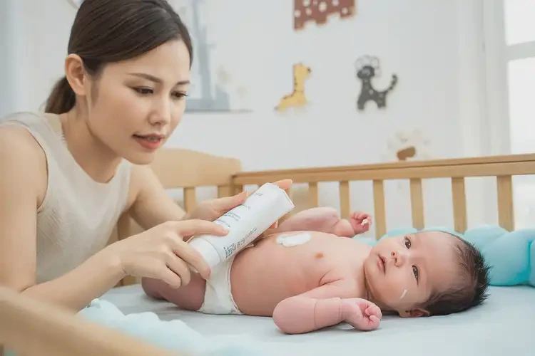 新生兒全身出濕疹可不可以根治(圖2)