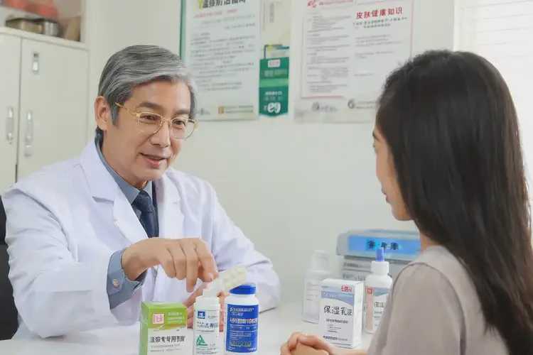 女生屁股經(jīng)常起濕疹不管它會自己自愈嗎(圖2)