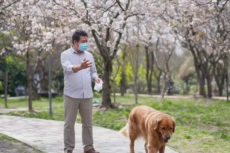 女人手臂上偶尔长湿疹能不能根治(图2)