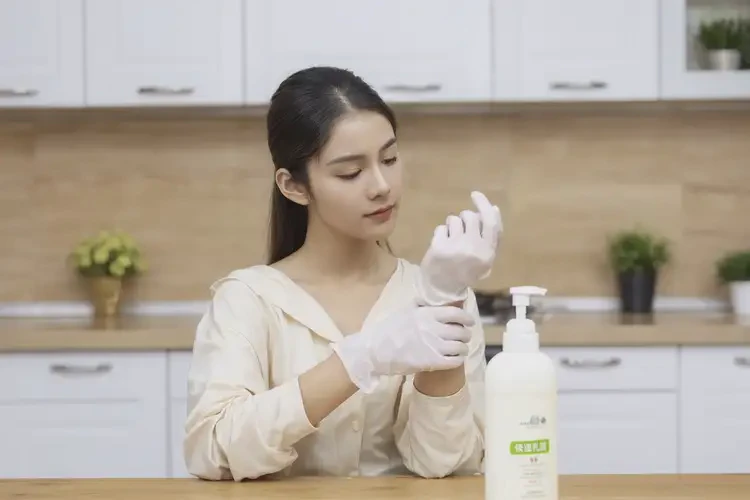 產(chǎn)婦手上容易長濕疹能夠徹底治愈嗎(圖2)