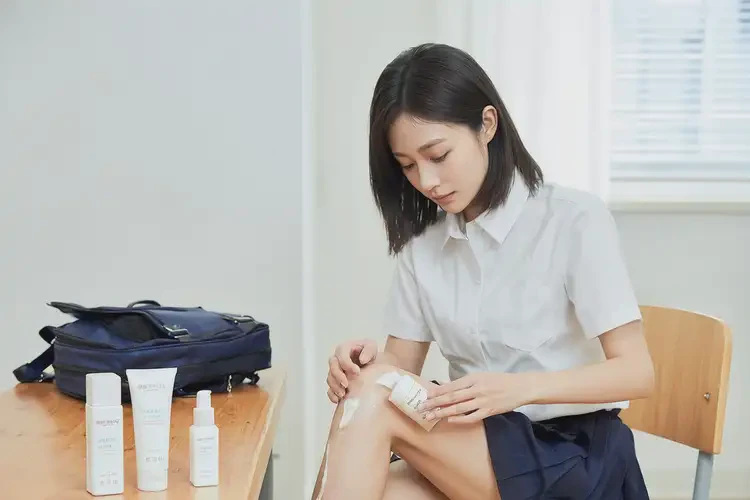 中學(xué)生大腿上容易長濕疹可不可以根治(圖2)