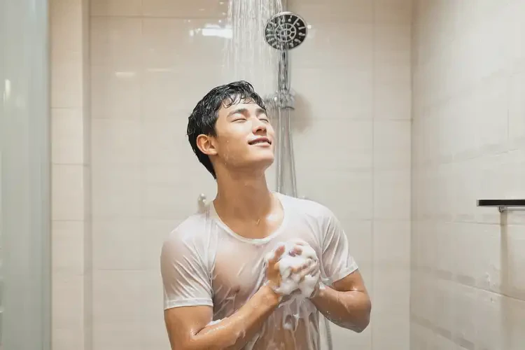 大學生脖子出濕疹可以徹底自愈嗎(圖1)