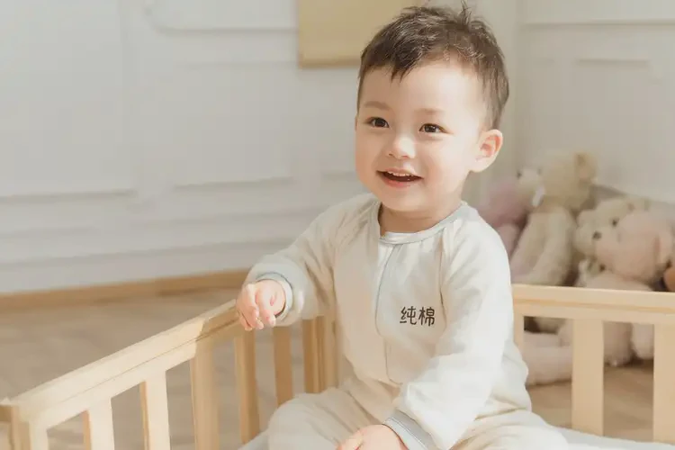 幼兒小腿上起濕疹可不可以根治(圖1)