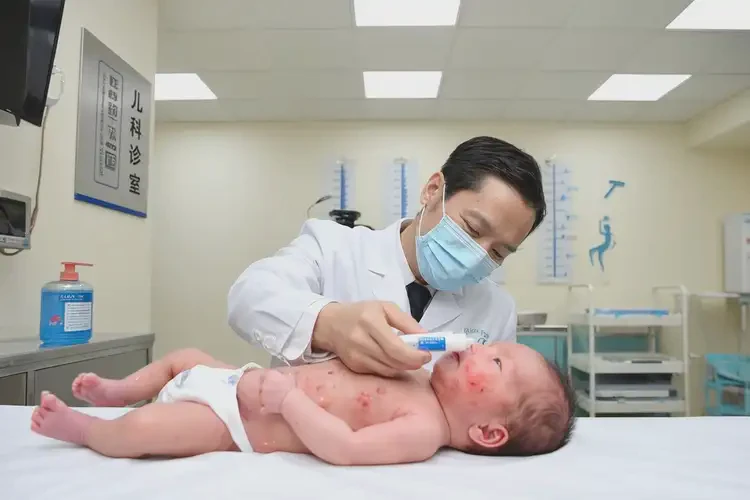 新生兒臉上起濕疹可不可以根治(圖3)