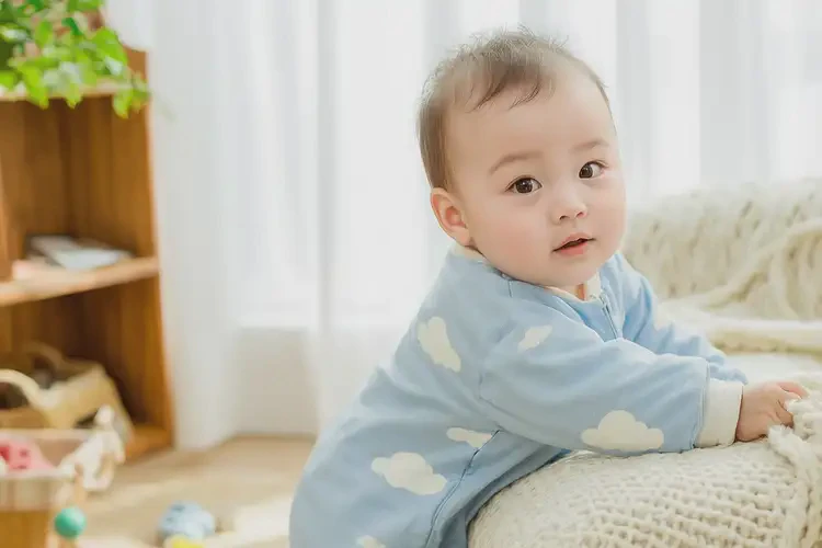 寶寶脖子長濕疹可不可以根治(圖2)