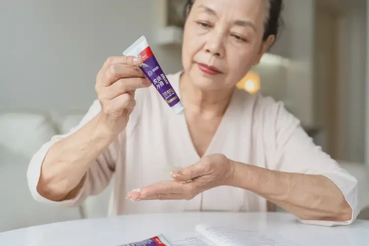 產(chǎn)婦手上容易長濕疹能夠徹底治愈嗎(圖4)