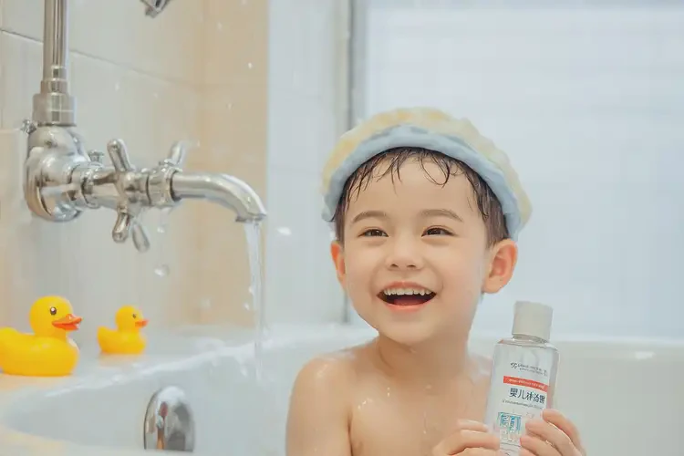 兒童肚子經常起濕疹能夠徹底治愈嗎(圖1)