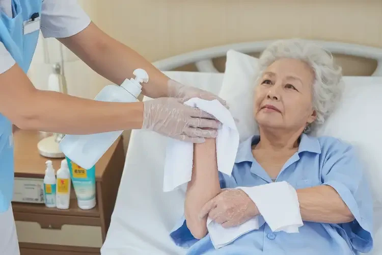 高齡老人屁股容易起濕疹能不能根治(圖4)