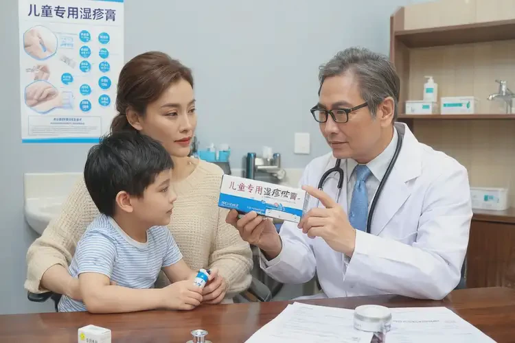 小學(xué)生肚子上經(jīng)常起濕疹可以徹底自愈嗎(圖3)