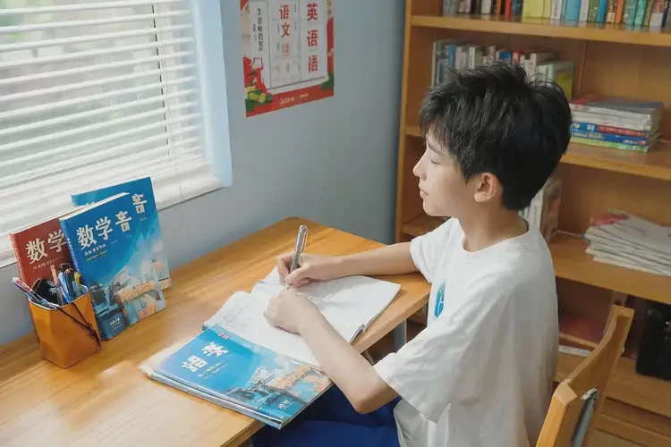 中學(xué)生肛周容易起濕疹能夠徹底治愈嗎(圖2)