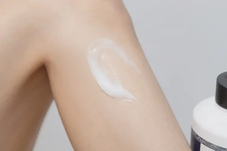 女人小腿上經(jīng)常長濕疹能不能根治(圖3)