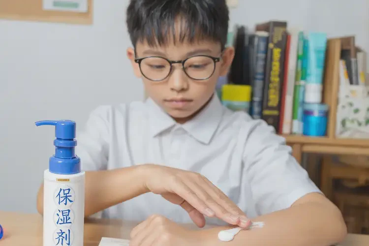 中學(xué)生脖子上經(jīng)常起濕疹能徹底自愈嗎(圖4)