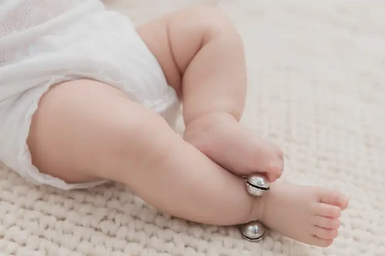 新生儿小腿上偶尔长湿疹可以彻底自愈吗(图3)