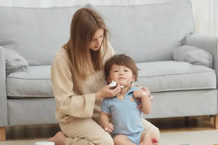 幼兒脖子上出濕疹可不可以根治(圖2)