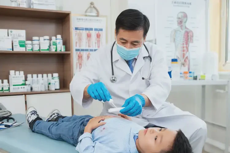 少兒肚子經(jīng)常長(zhǎng)濕疹可不可以根治(圖3)