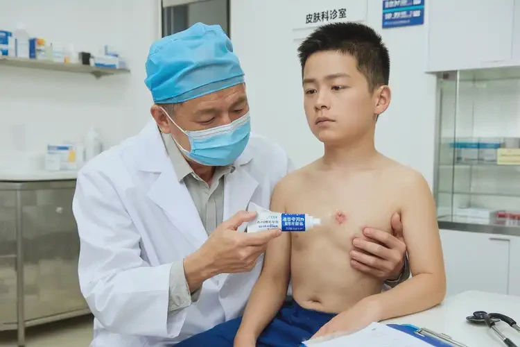 兒童脖子偶爾起濕疹可不可以根治(圖3)